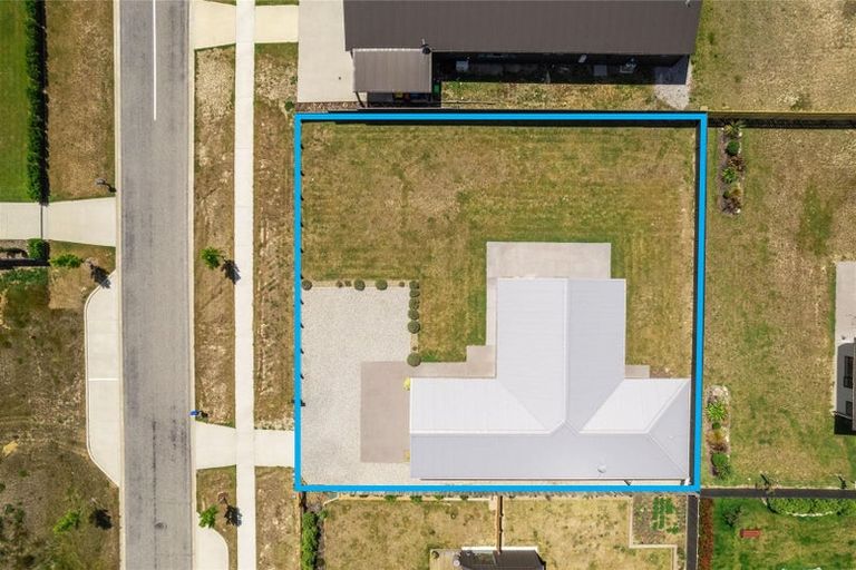 Photo of property in 18 Sentinel Drive, Lake Hawea, Wanaka, 9382