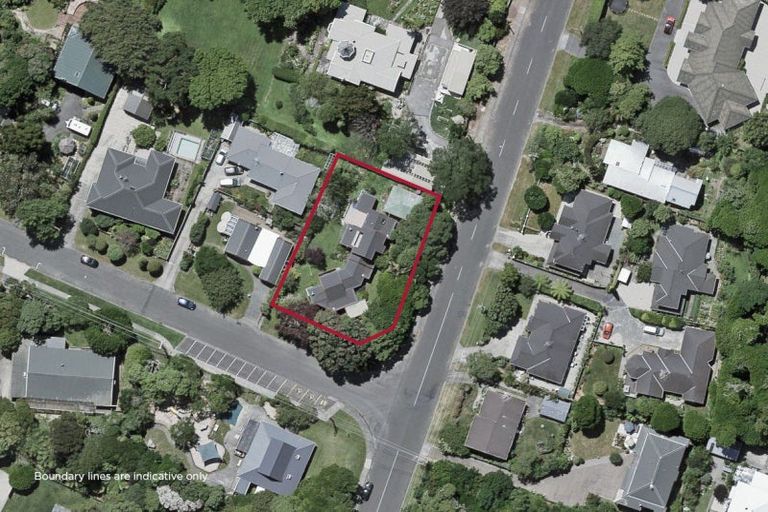 Photo of property in 5 Hira Street, Waikanae, 5036