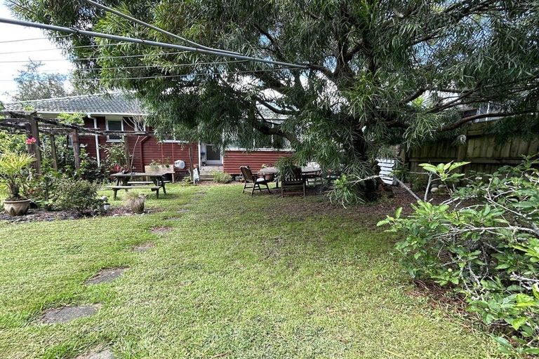 Photo of property in 45 Felgrove Street, Glendene, Auckland, 0602