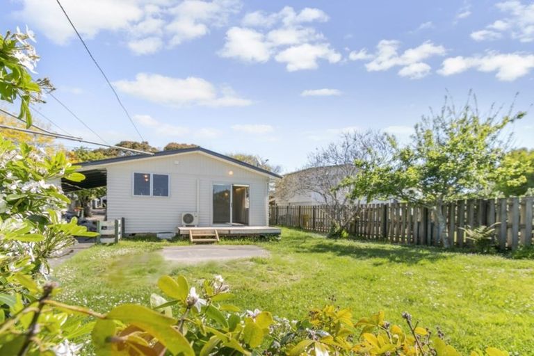 Photo of property in 7 Waterlea Avenue, Mangere Bridge, Auckland, 2022