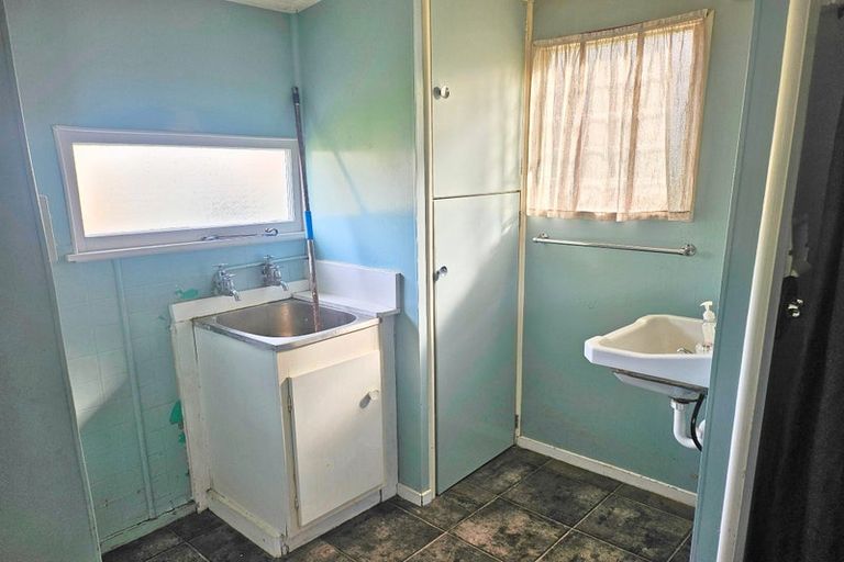 Photo of property in 341 Wicksteed Street, Whanganui, 4500