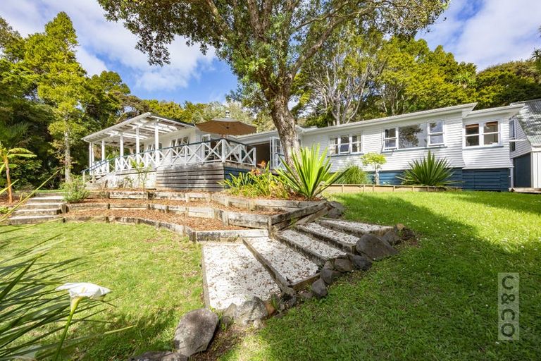 Photo of property in 244 School Road, Waimauku, 0881