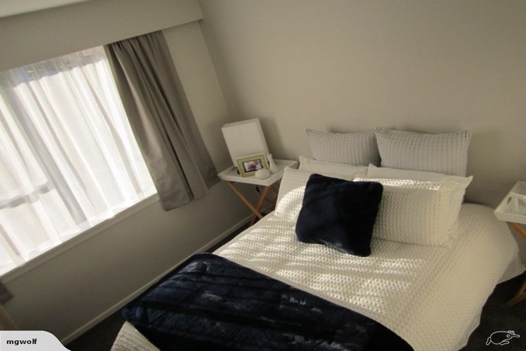 Photo of property in 2/68 Nortons Road, Avonhead, Christchurch, 8042