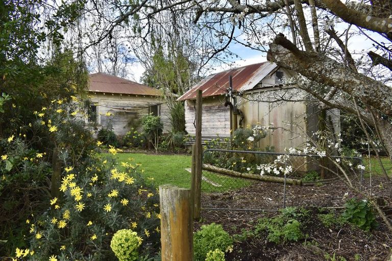 Photo of property in 45 Te Manuao Road, Otaki, 5512