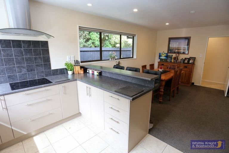 Photo of property in 14 Westfield Avenue, Templeton, Christchurch, 8042