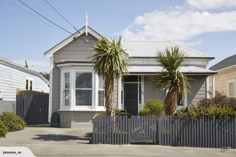 Photo of property in 246 Rintoul Street, Berhampore, Wellington, 6023