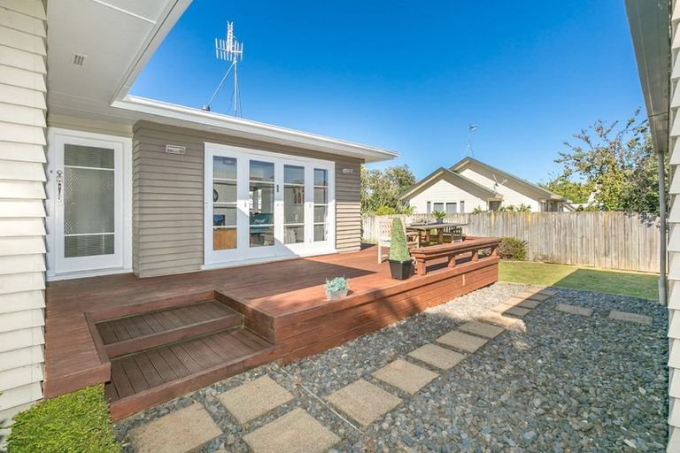 Photo of property in 29 Lake Crescent, Hamilton Lake, Hamilton, 3204