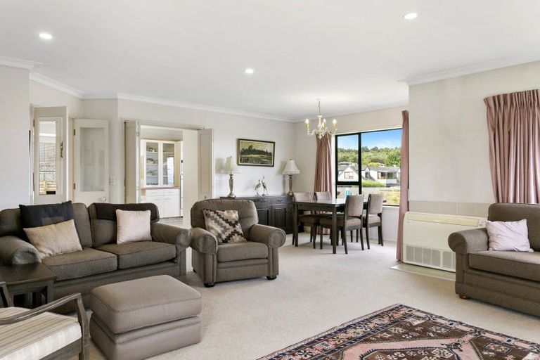 Photo of property in 80 Harvey Street, Waipahihi, Taupo, 3330