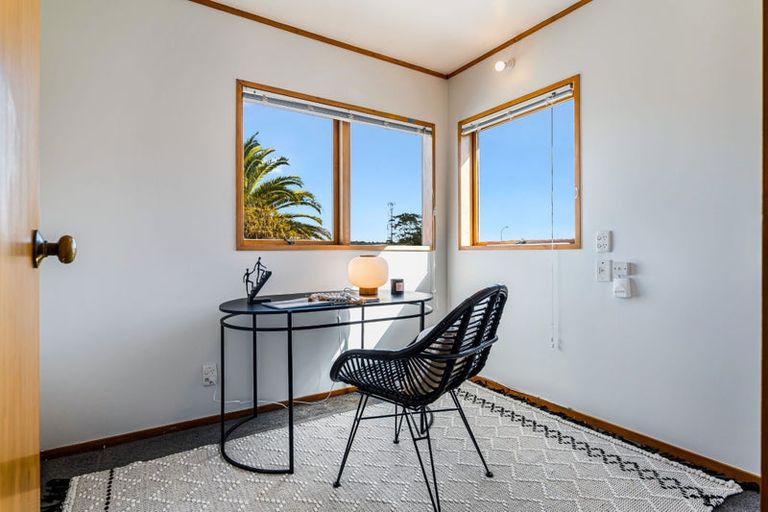 Photo of property in 22 Weza Lane, Kumeu, 0810