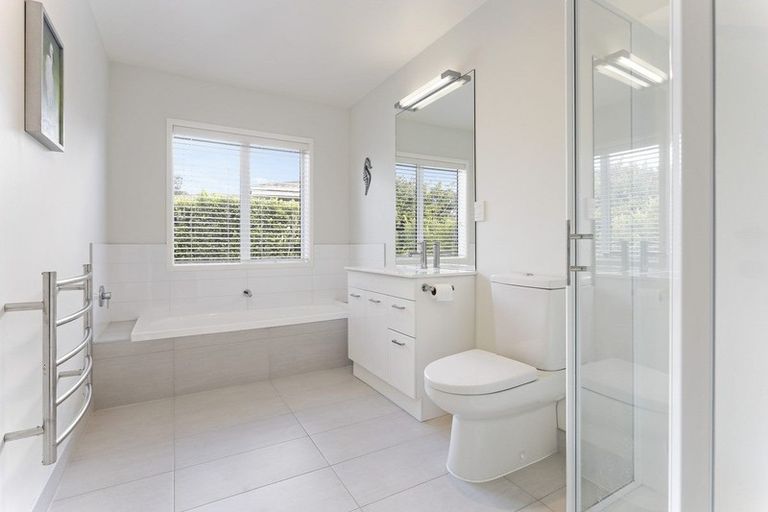 Photo of property in 36a Forest Glen, Orewa, 0931