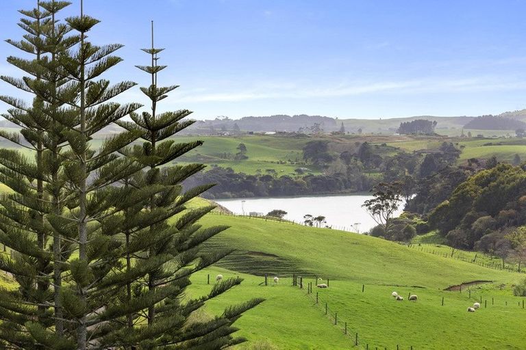 Photo of property in 2b Maungatawhiri Road, Raglan, 3295