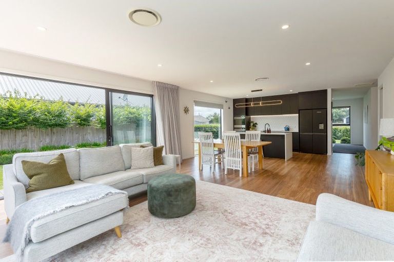 Photo of property in 4 Cotterville Crescent, Greytown, 5712