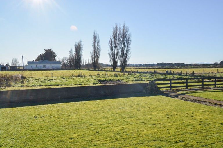 Photo of property in 572 Riverton Wallacetown Highway, Wrights Bush, Invercargill, 9874