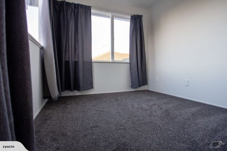 Photo of property in 21 Mcquarrie Avenue, Wattle Downs, Auckland, 2103