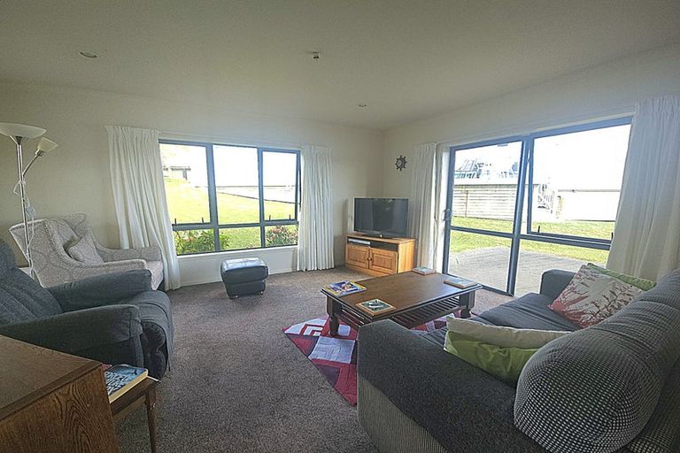 Photo of property in 24 Riverview Place, Waipu, 0582