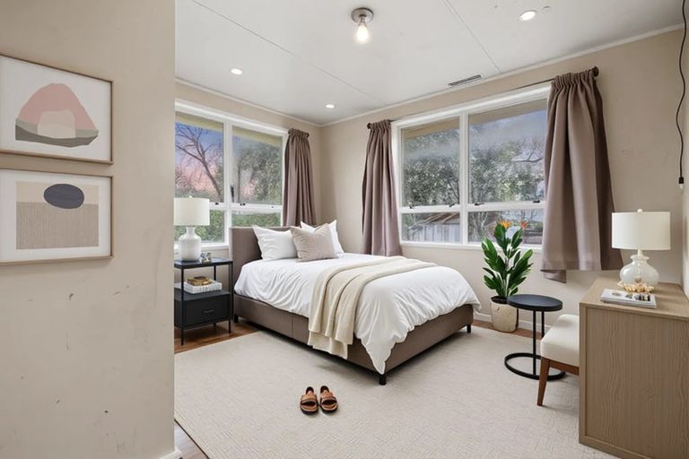 Photo of property in 21 Rountree Place, Conifer Grove, Takanini, 2112