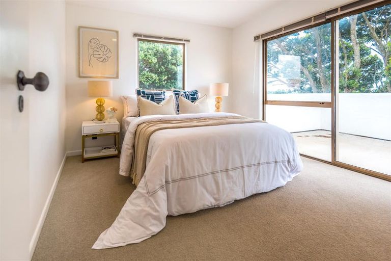 Photo of property in 6 Shepherds Road, Papakura, 2110