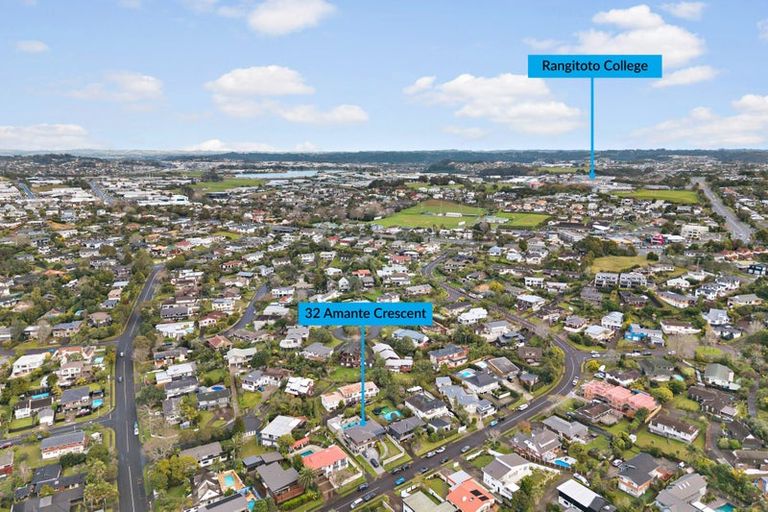 Photo of property in 32 Amante Crescent, Mairangi Bay, Auckland, 0630