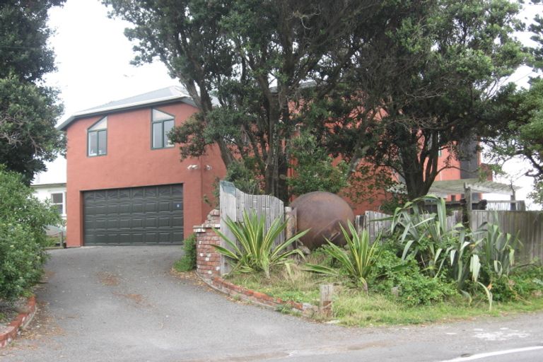 Photo of property in 52 The Esplanade, Raumati South, Paraparaumu, 5032