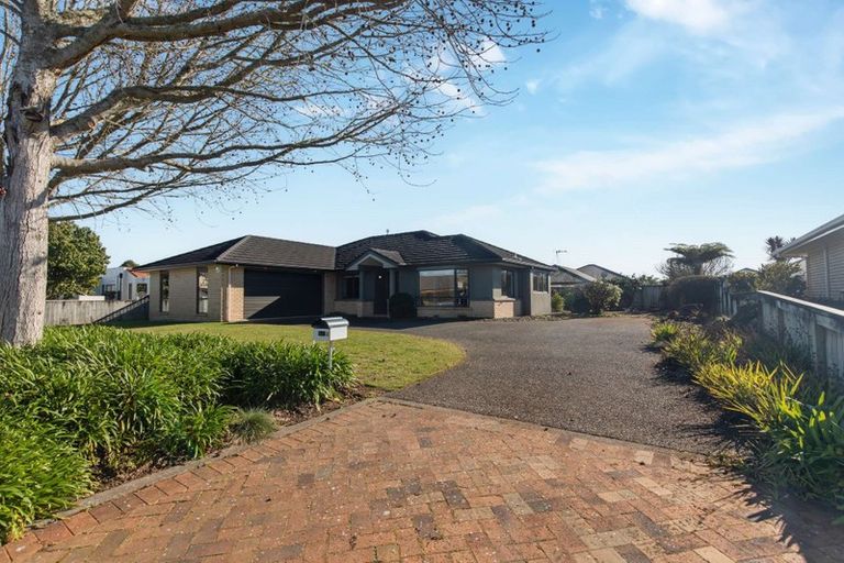 Photo of property in 16 Alba Place, Cambridge, 3434