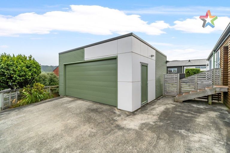 Photo of property in 3 Otonga Heights, Maungaraki, Lower Hutt, 5010