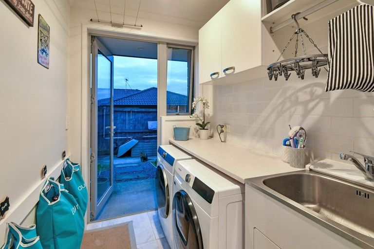 Photo of property in 19 Raithburn Terrace, Pokeno, 2402