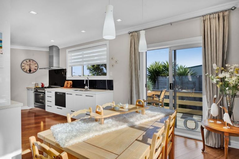 Photo of property in 7 Climie Crescent, Hawera, 4610