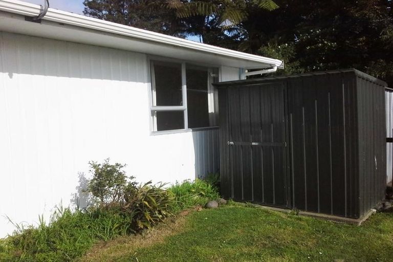 Photo of property in 1/117 Seaview Road, Westown, New Plymouth, 4310