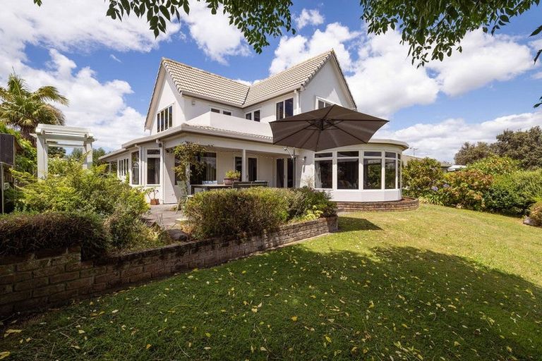 Photo of property in 5 Ashwood Grove, Omokoroa, 3114