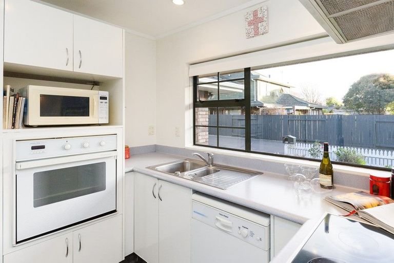 Photo of property in 7 Dresdan Court, Hokowhitu, Palmerston North, 4410