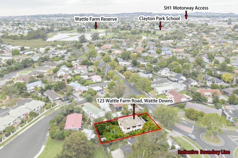 Photo of property in 123 Wattle Farm Road, Wattle Downs, Auckland, 2103