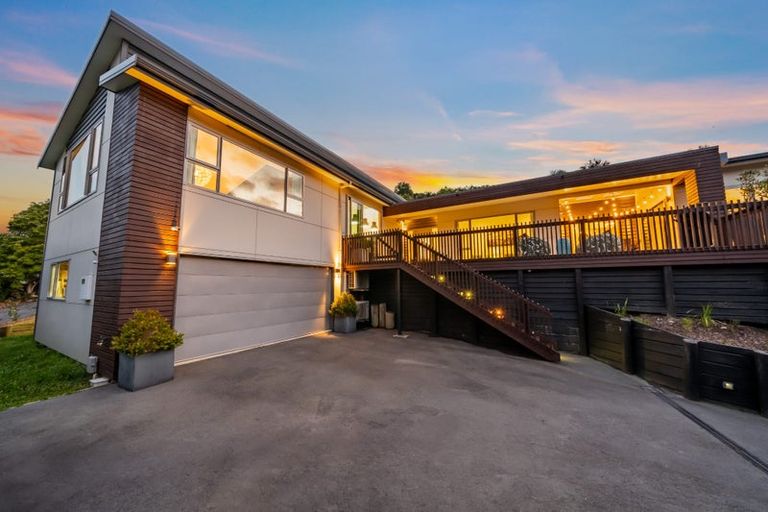 Photo of property in 9 Sylvan Way, Silverstream, Upper Hutt, 5019