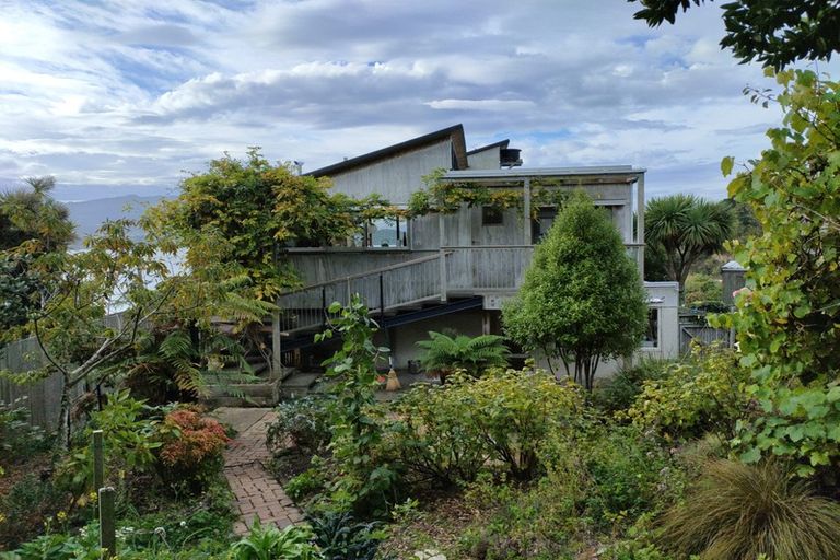 Photo of property in 4 Margate Avenue, Broad Bay, Dunedin, 9014