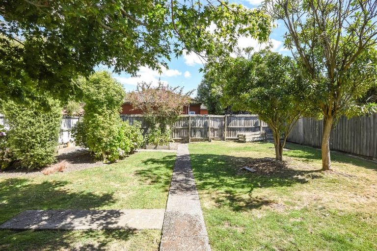 Photo of property in 105 Condell Avenue, Papanui, Christchurch, 8053
