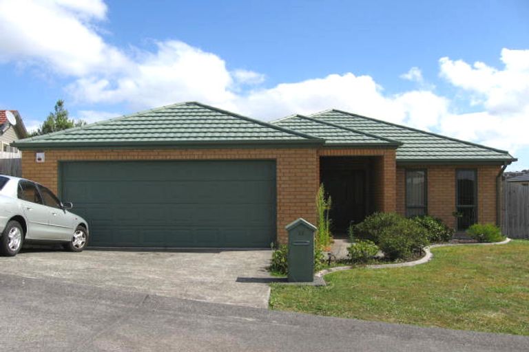 Photo of property in 11 Black Teal Close, Unsworth Heights, Auckland, 0632