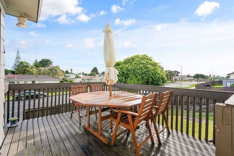 Photo of property in 4/48 Taitimu Drive, Weymouth, Auckland, 2103
