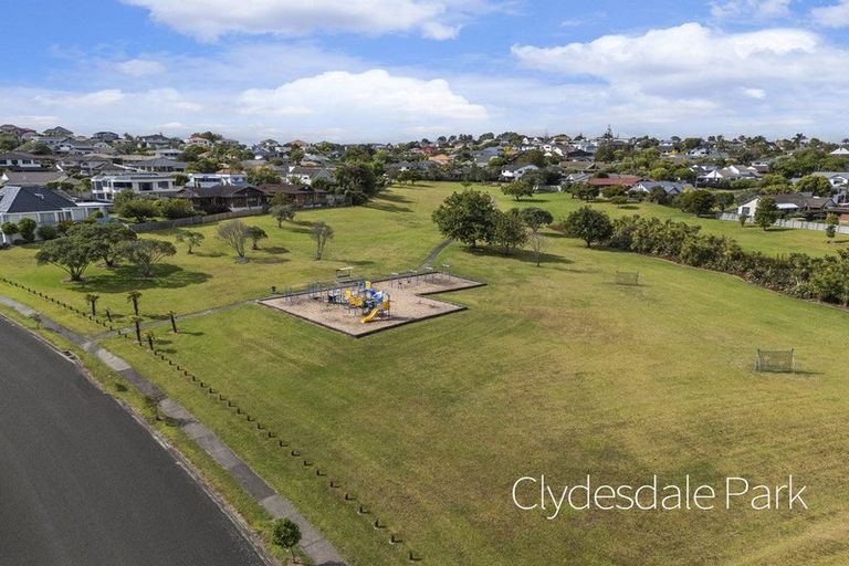 Photo of property in 75 Meadowland Drive, Somerville, Auckland, 2014