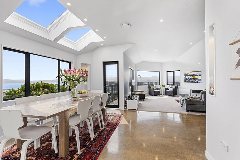 Photo of property in 33 Mitchell Street, Brooklyn, Wellington, 6021