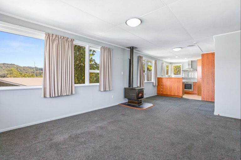 Photo of property in 16 Puketapu Crescent, Taumarunui, 3920