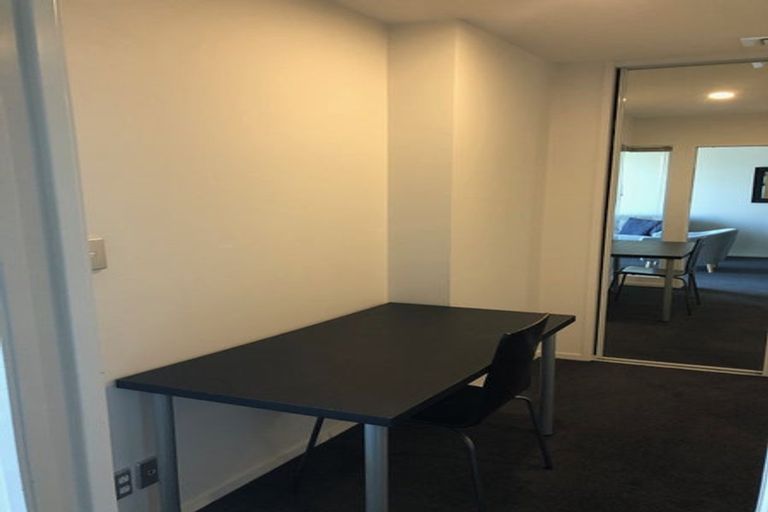 Photo of property in Shoal Haven Apartments, 112a/130 Anzac Street, Takapuna, Auckland, 0622