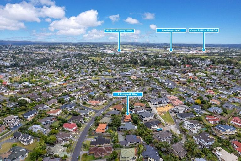 Photo of property in 29 Hogarth Rise, West Harbour, Auckland, 0618