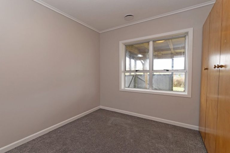 Photo of property in 207 Don Buck Road, Massey, Auckland, 0614