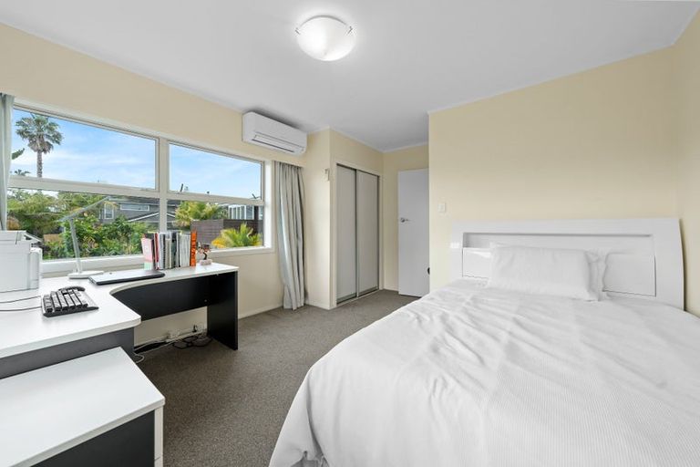 Photo of property in 1/17 Markham Place, Bucklands Beach, Auckland, 2012