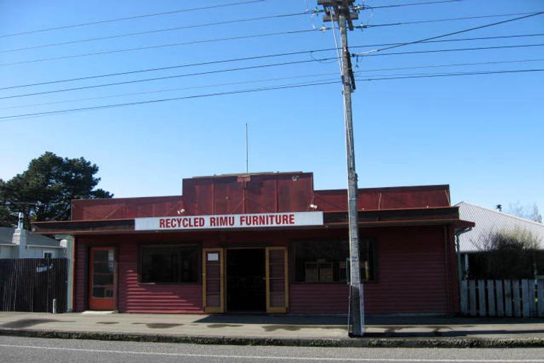 Photo of property in 437 High Street South, Carterton, 5713