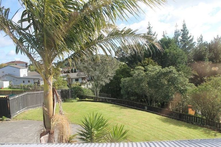 Photo of property in 299a Don Buck Road, Massey, Auckland, 0614