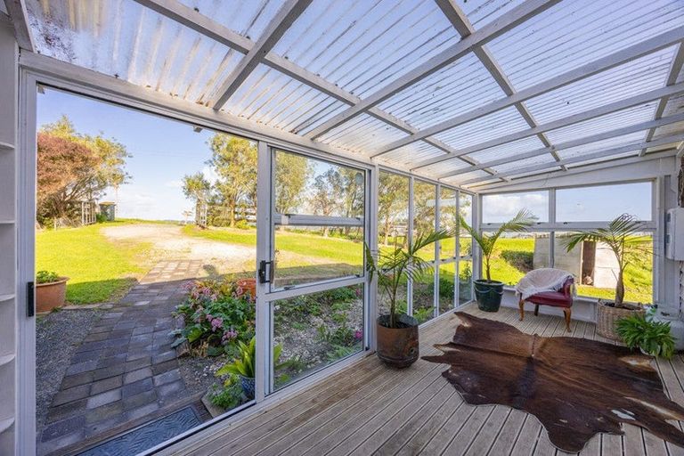 Photo of property in 176 Shegadeen Road, Wharehine, Wellsford, 0973