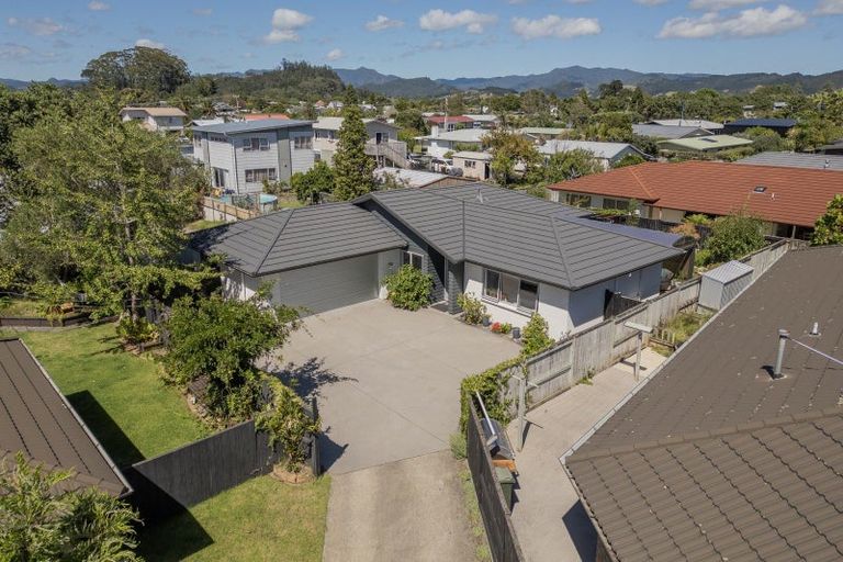 Photo of property in 12 Acacia Court, Whitianga, 3510