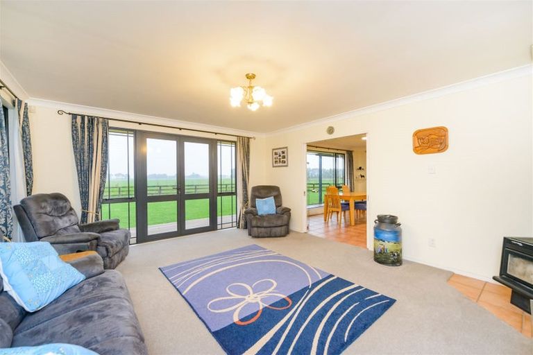 Photo of property in 1582 Rongotea Road, Kairanga, Palmerston North, 4475