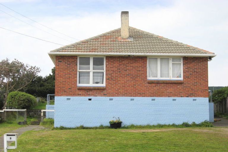 Photo of property in 9 Kauri Street, Gonville, Whanganui, 4501