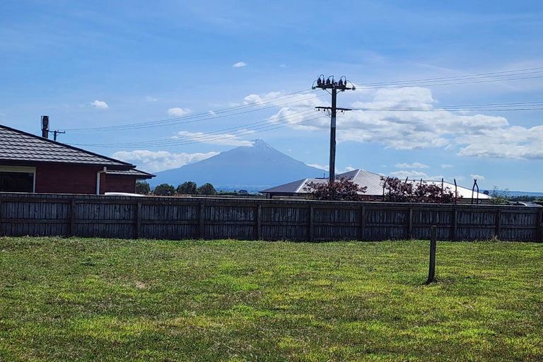 Photo of property in 297 Glover Road, Hawera, 4675